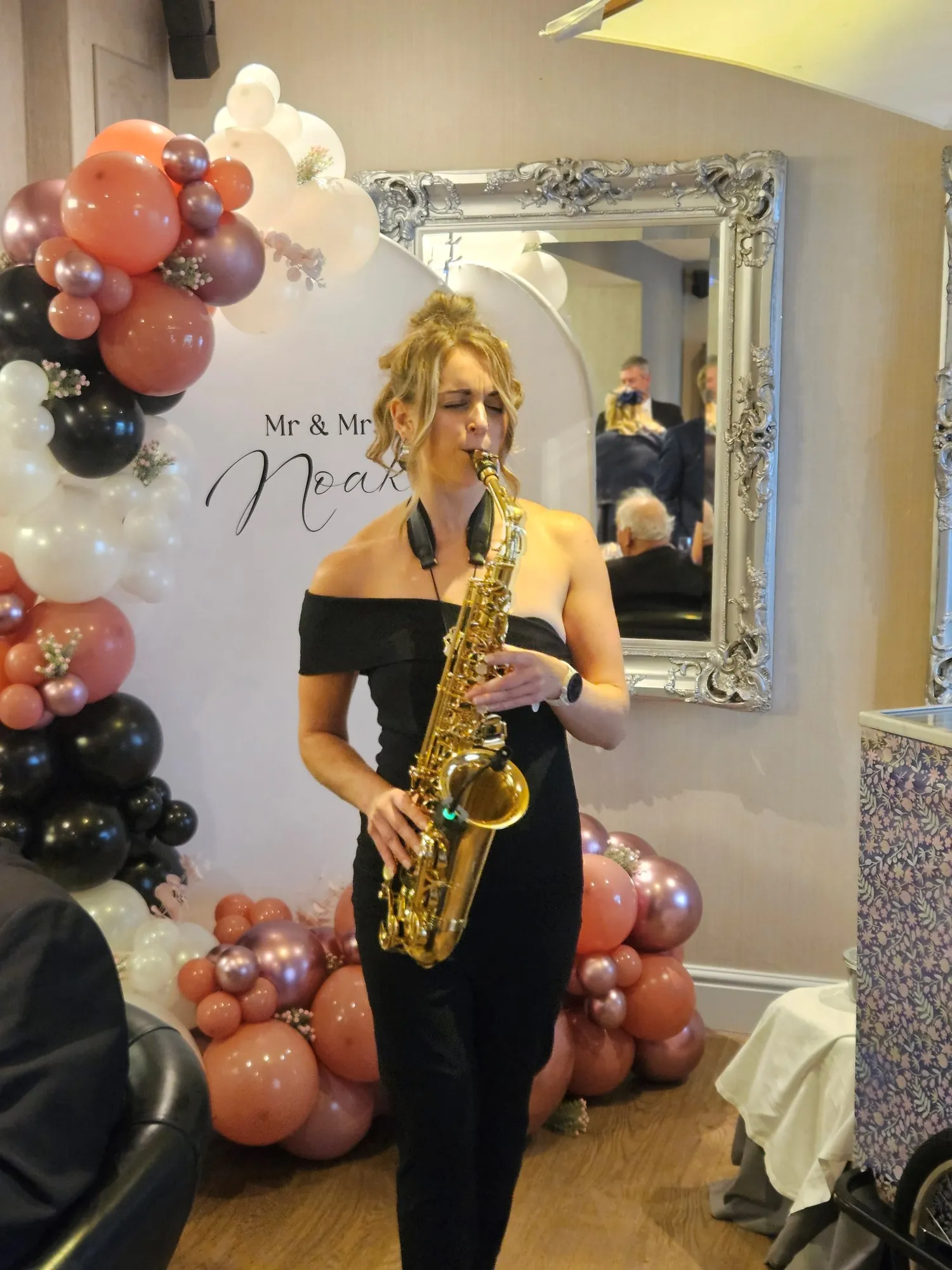 Alice Sax performing at an event